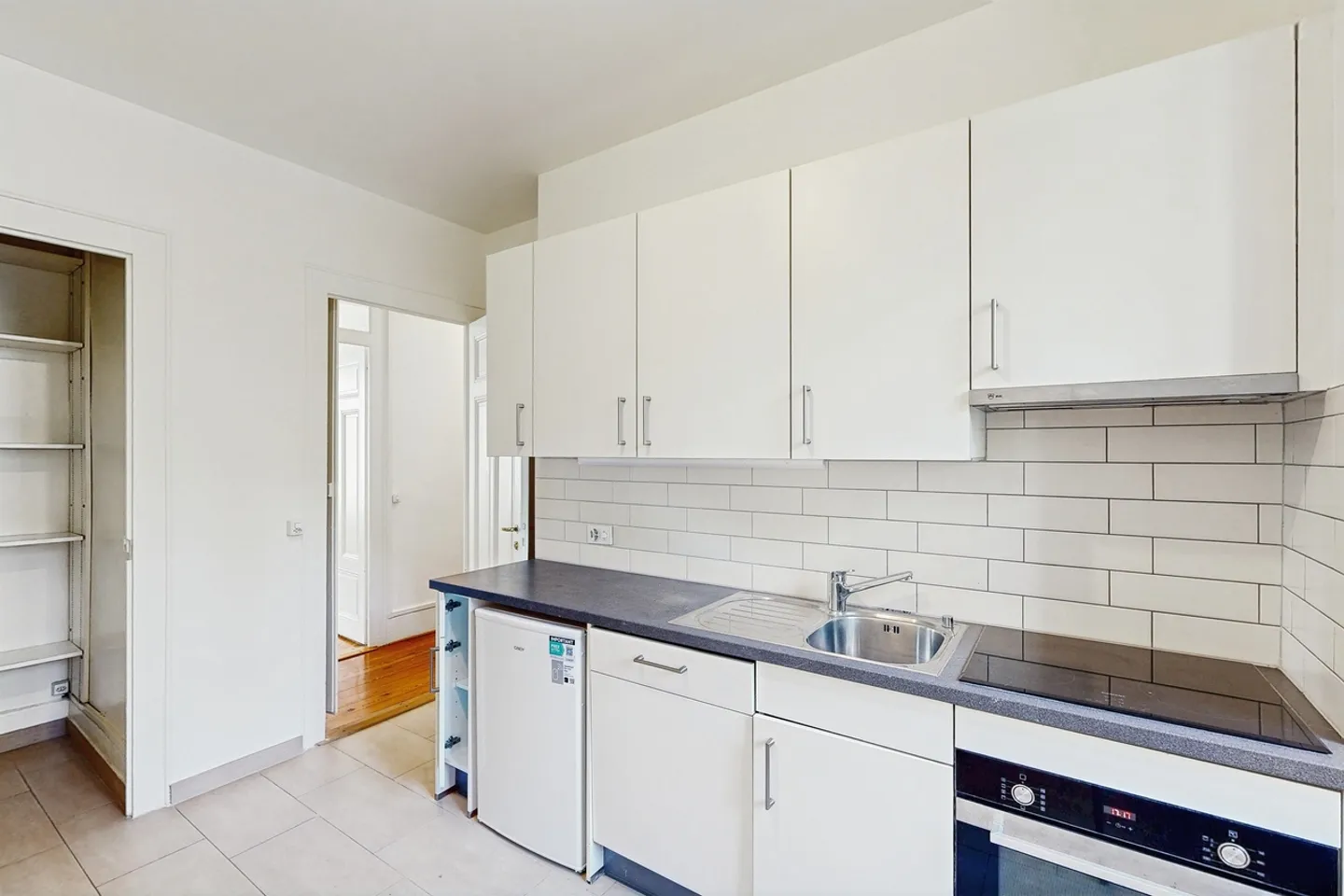 Apartment close to Cornavin station! - Photo 5 of 12