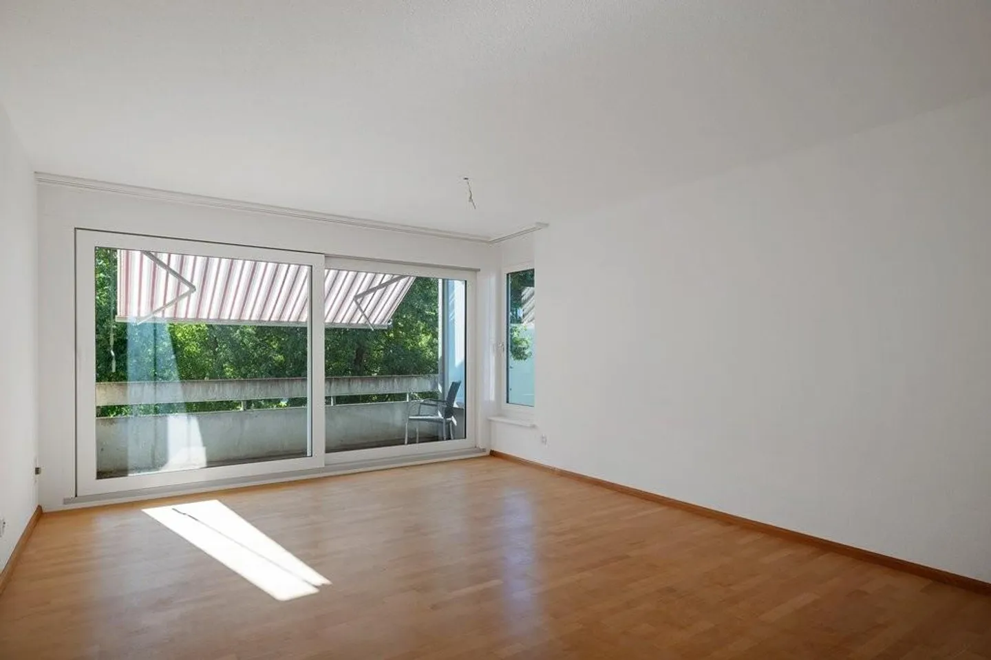 Bright 3-room apartment in a quiet residential area - Photo 3 of 7