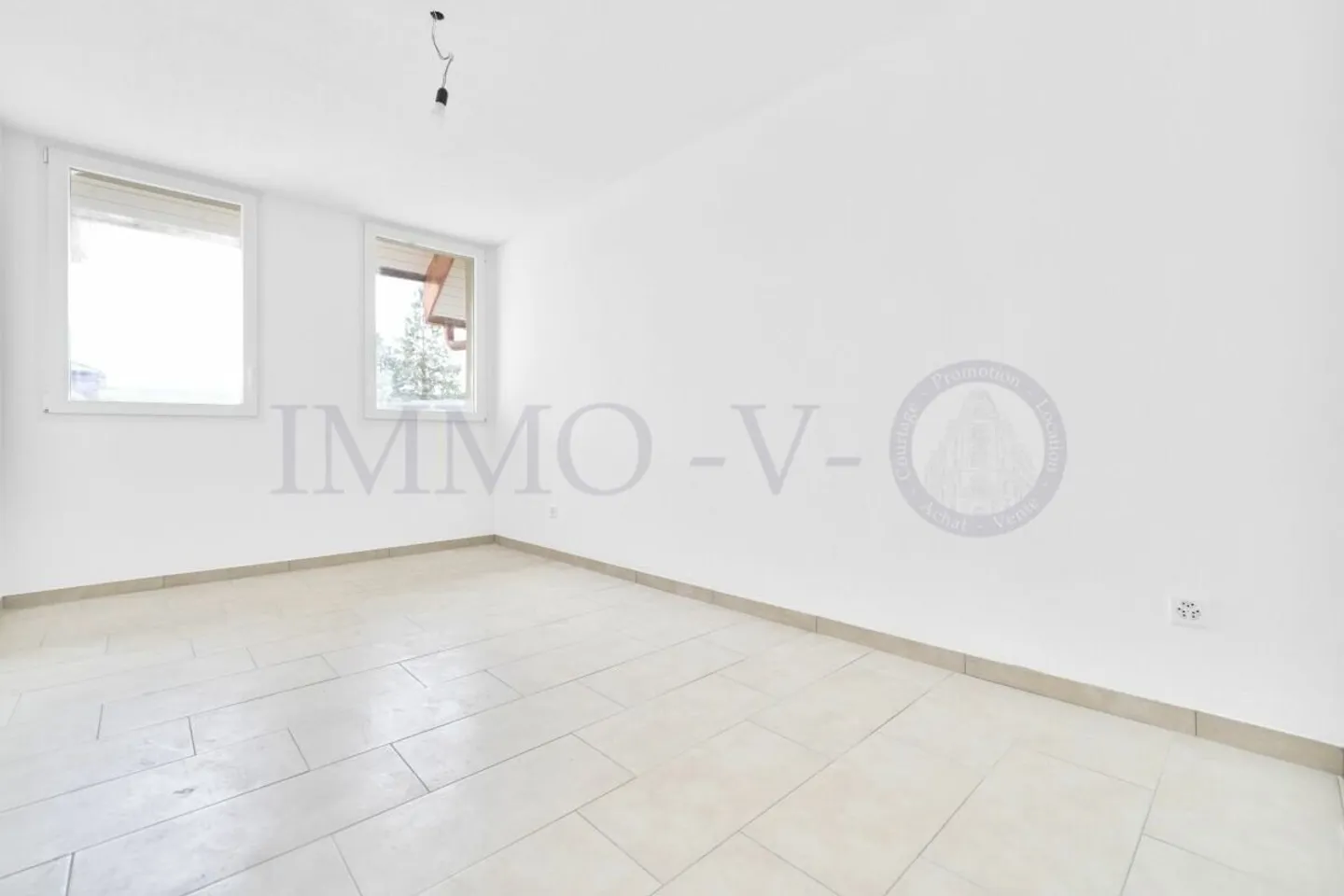 Geräumiges neues Doppelhaus mit Terrasse - Photo 6 of 9