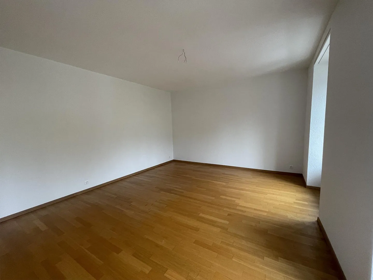 Charmante appartement 3 pièces dans un bâtiment historique à Baden - Photo 8 sur 9