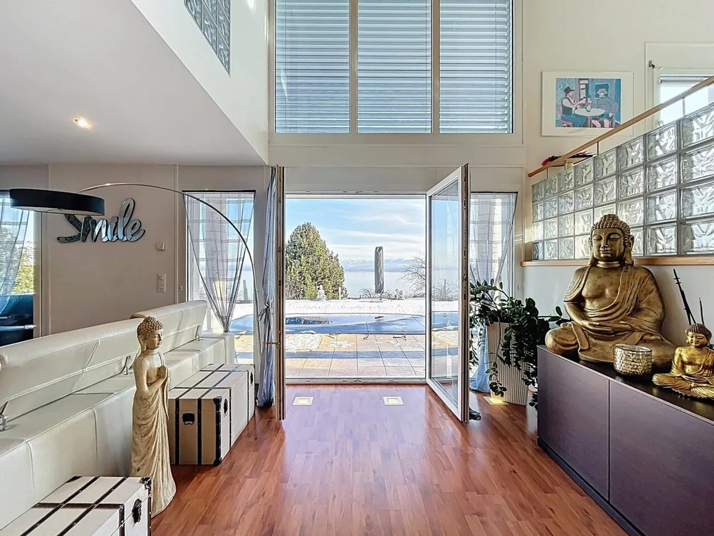 Live the calm, the view, and elegance every day - Photo 8 of 13