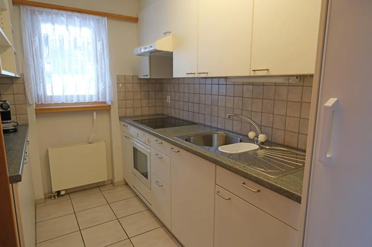 The Cozy 3-Room Apartment in a Very Beautiful Location - Photo 6 of 13