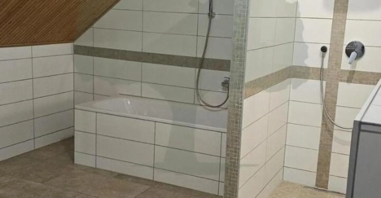 Immeuble d'Appartements Rénové - Photo 6 sur 13