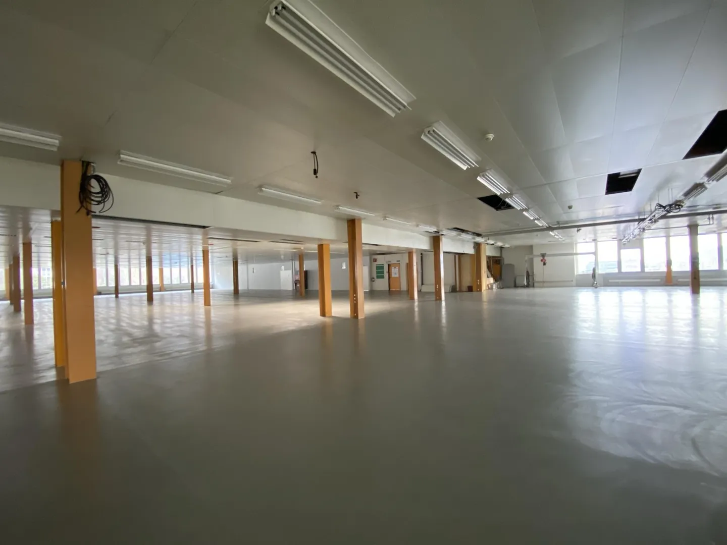 Superfici industriali / uffici modulari - Foto 1 di 7