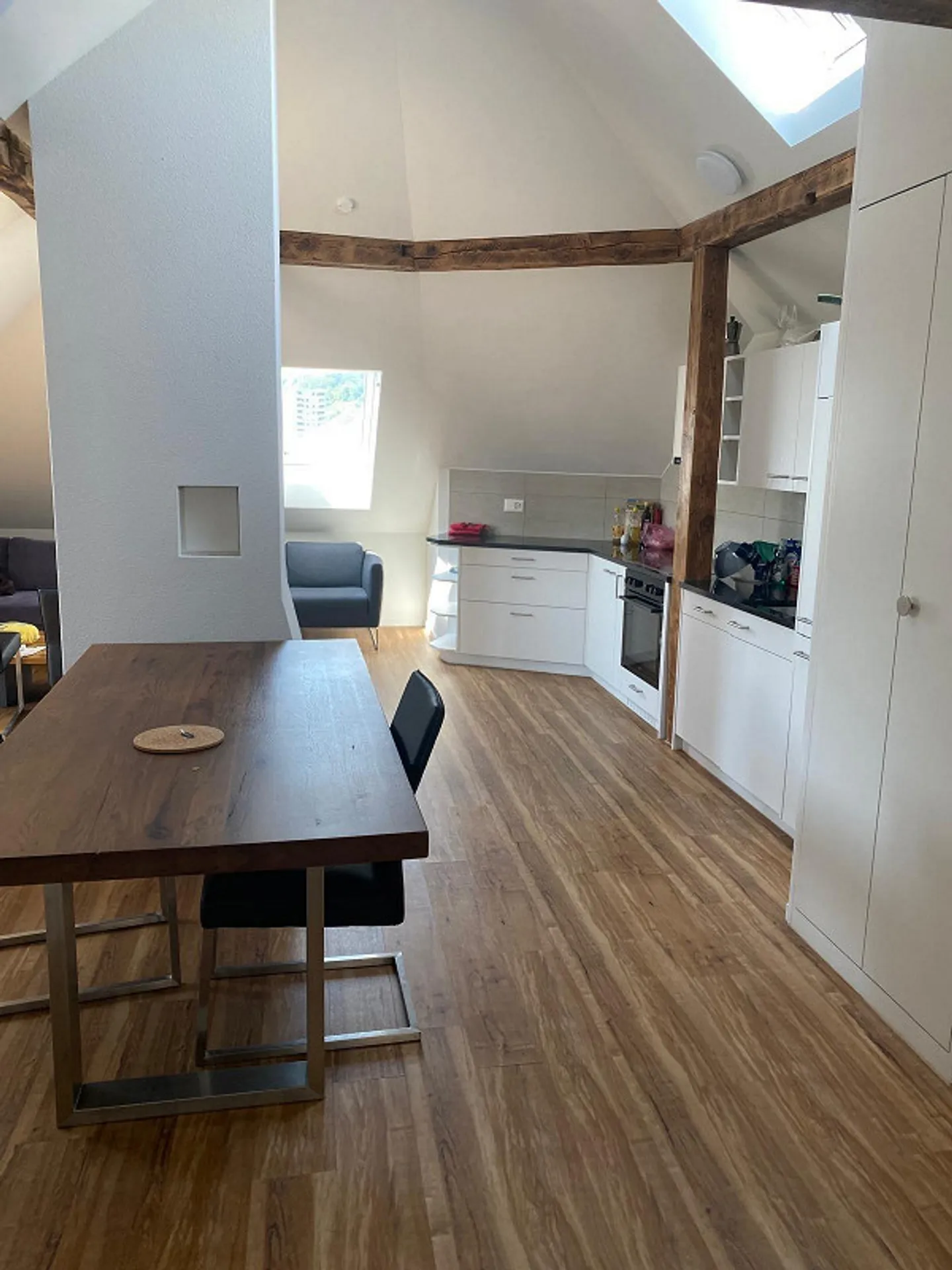 Charmante 4.5-Zimmer-Penthouse - Foto 2 von 12