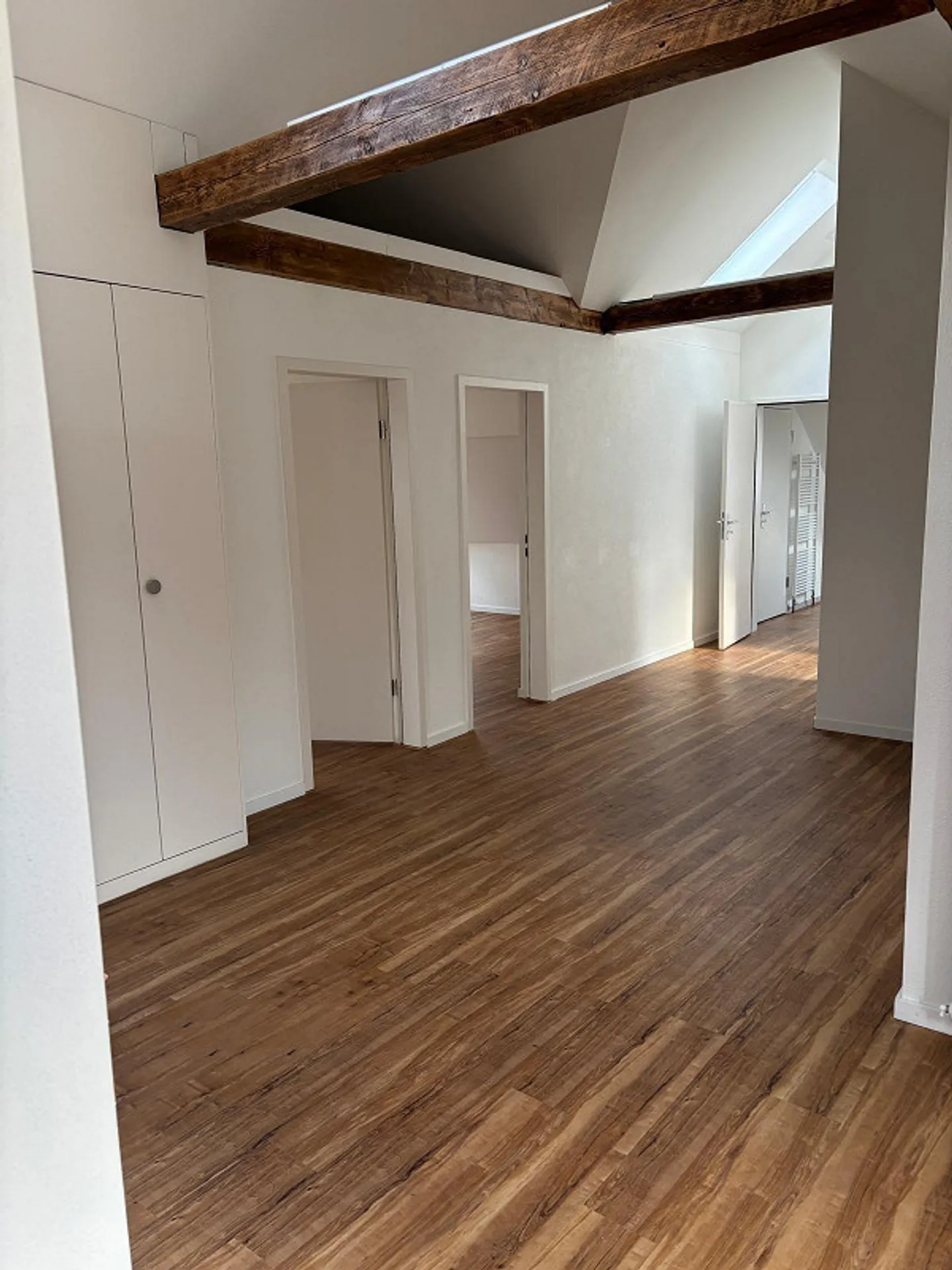 Charmante 4.5-Zimmer-Penthouse - Foto 6 von 12