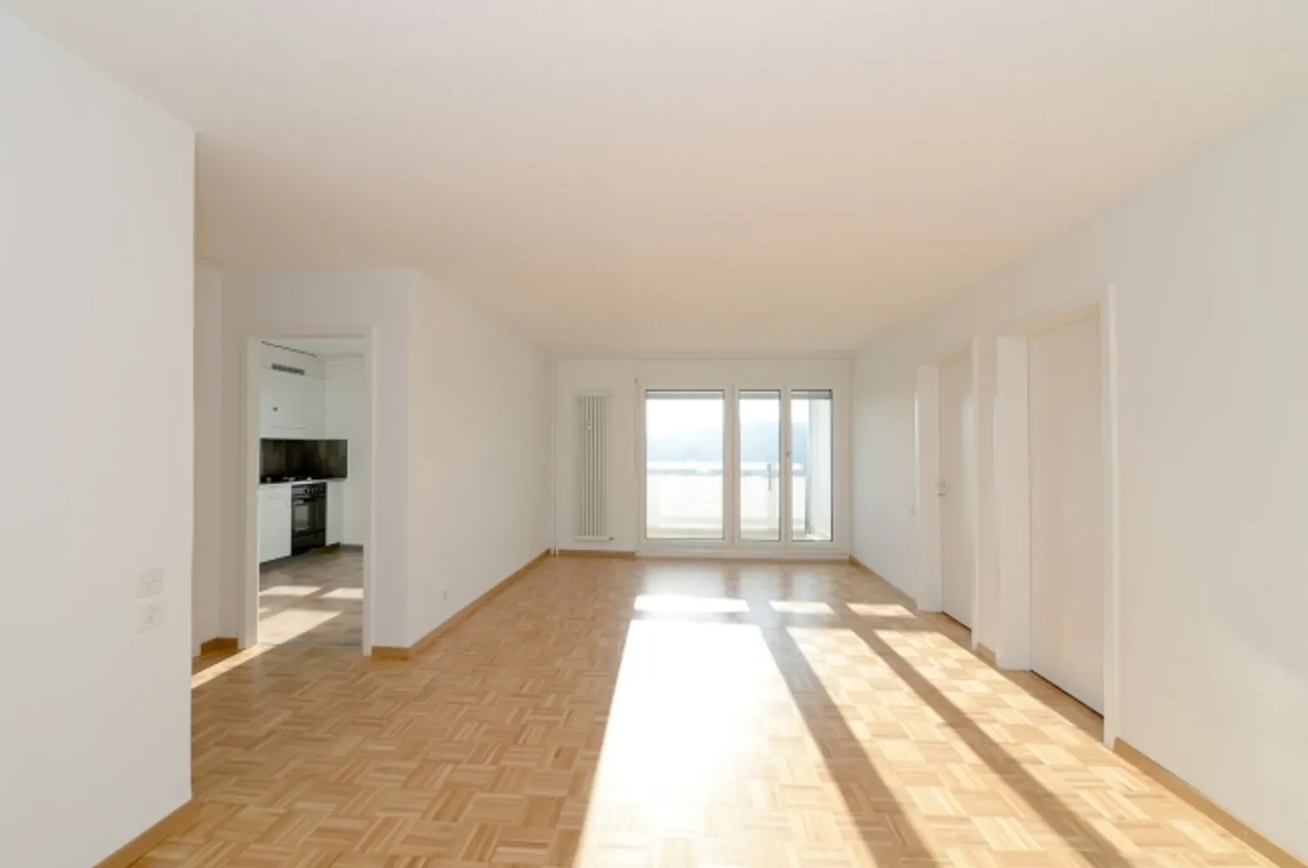 In den Höhenlagen von La Chaux-de-Fonds wartet diese 3,5-Zimmer-Wohnung auf Sie! - Foto 4 von 8