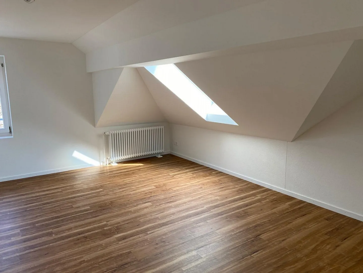 Charmante 4.5-Zimmer-Penthouse - Foto 9 von 12