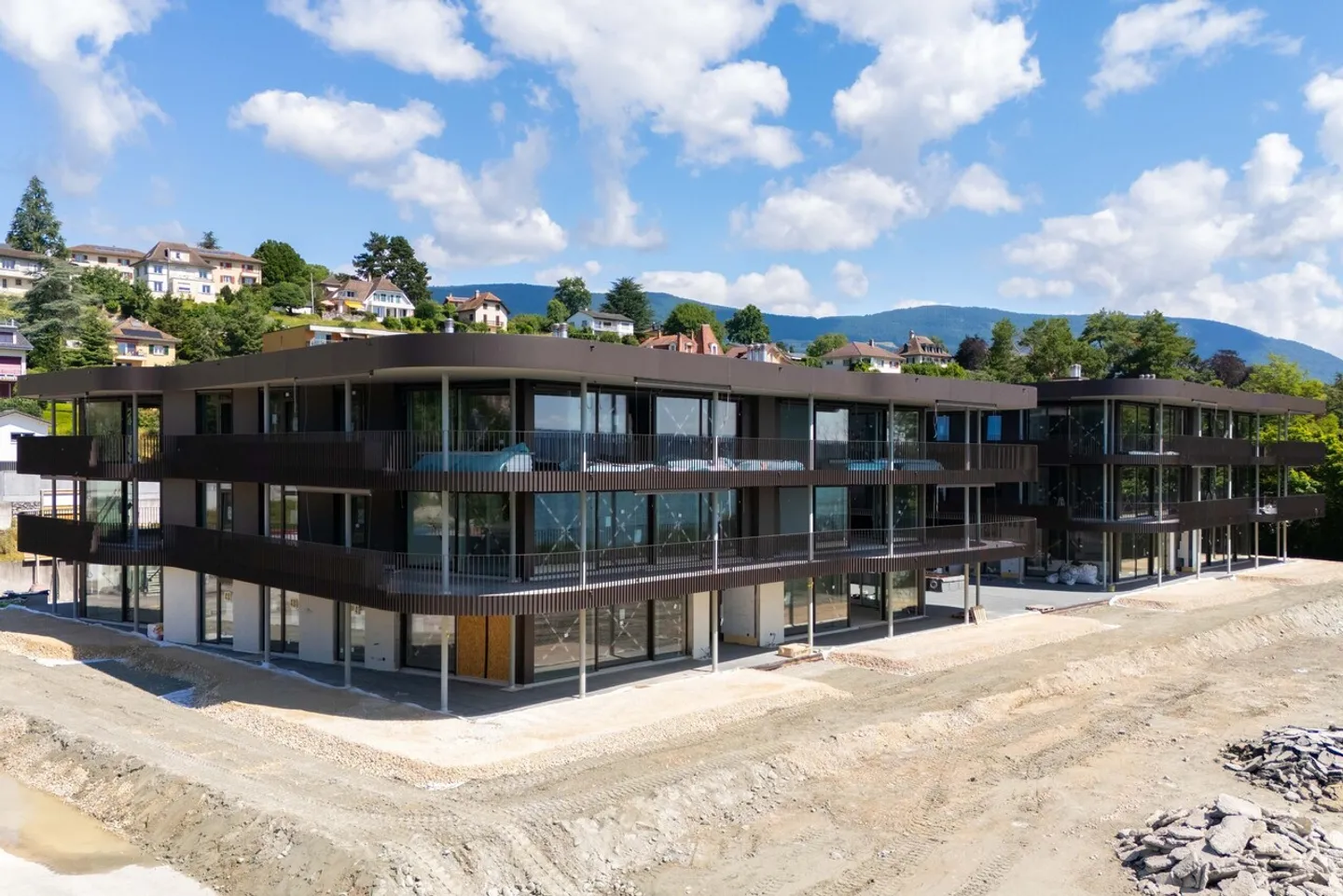 Geräumige Wohnung mit Blick auf das Château de Grandson - Foto 2 von 9