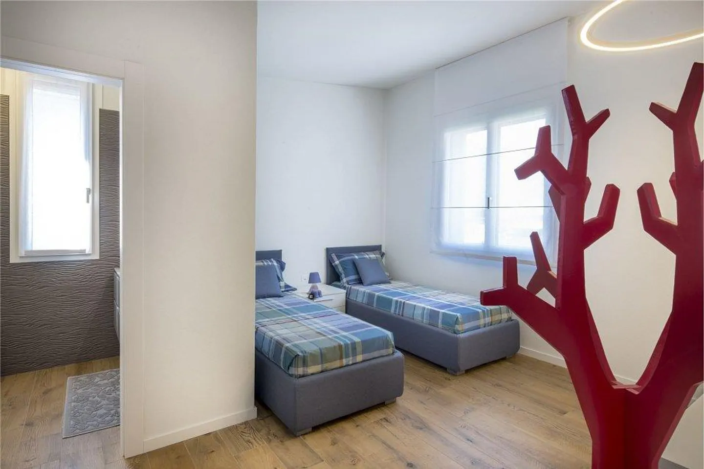 Villa moderne avec piscine - Photo 10 sur 13