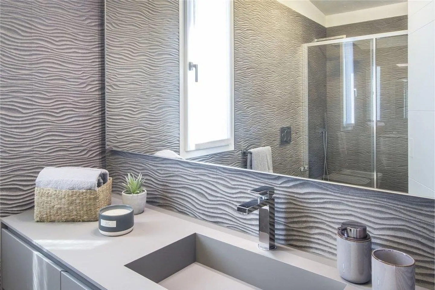 Villa moderne avec piscine - Photo 11 sur 13