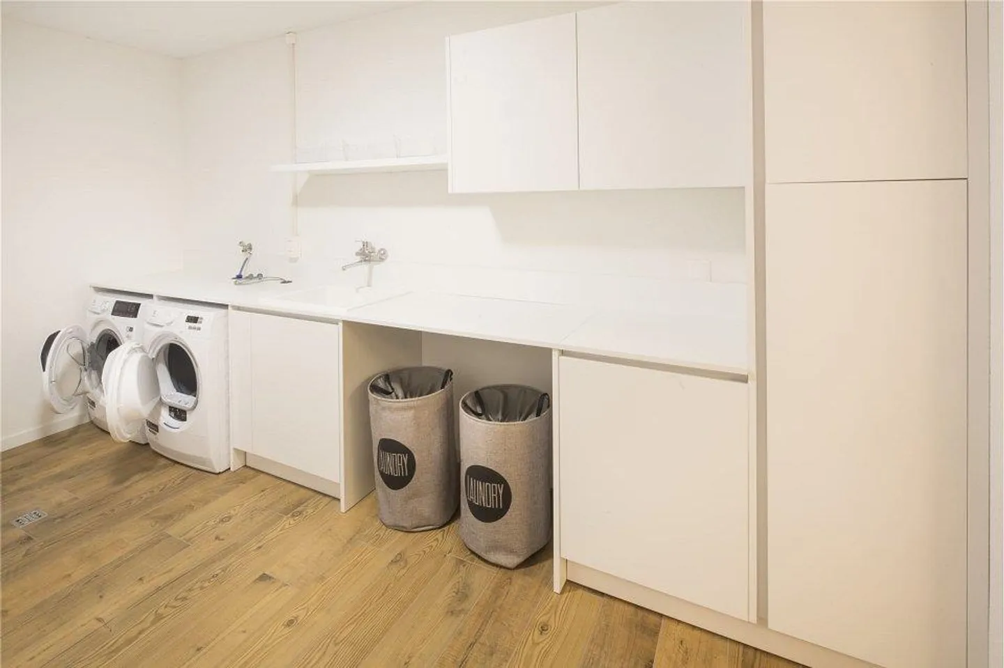 Villa moderne avec piscine - Photo 12 sur 13