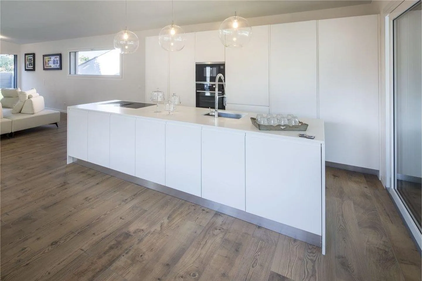 Villa moderne avec piscine - Photo 4 sur 13