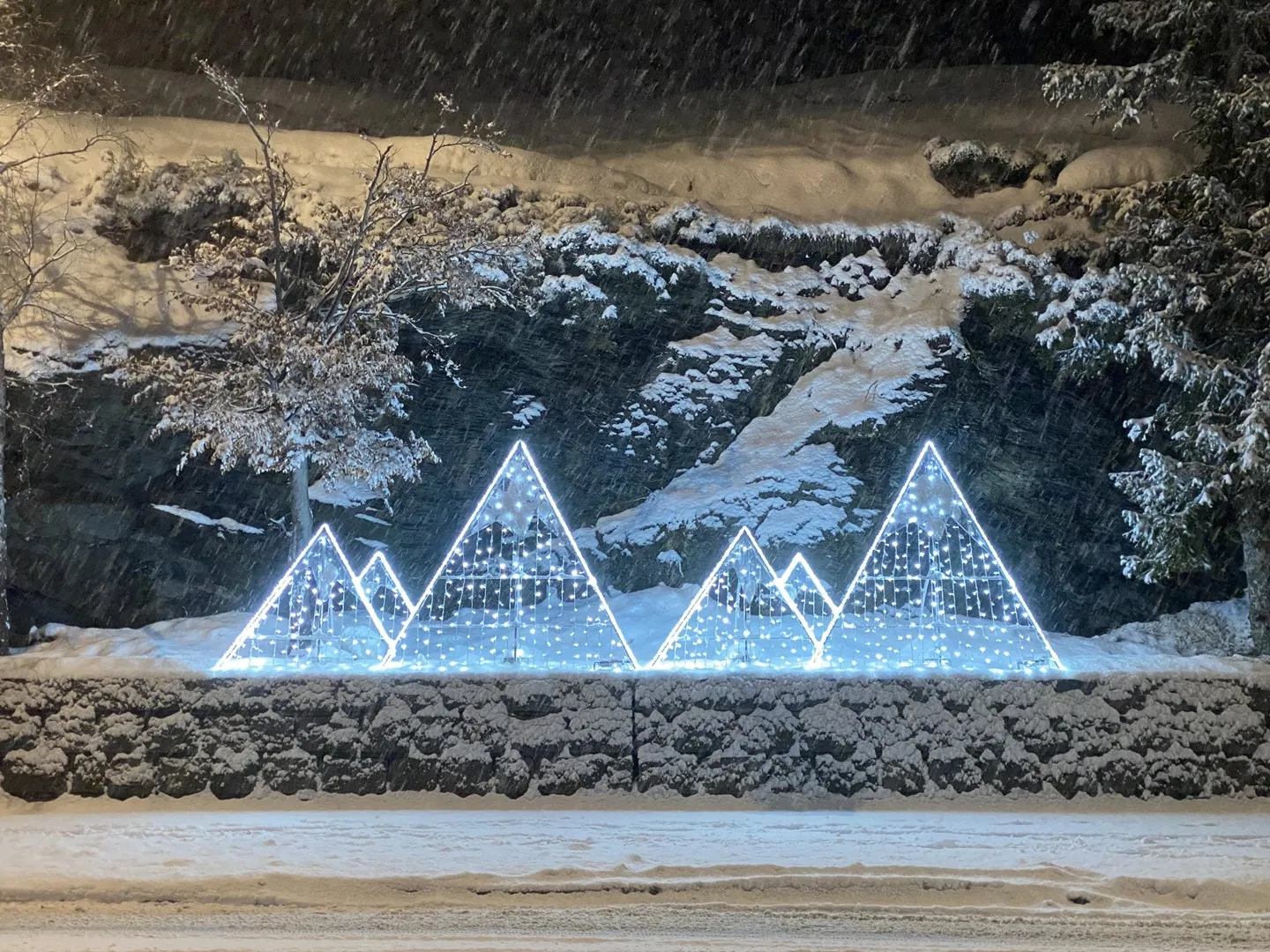 Spazio Commerciale a Crans - Foto 2 di 6