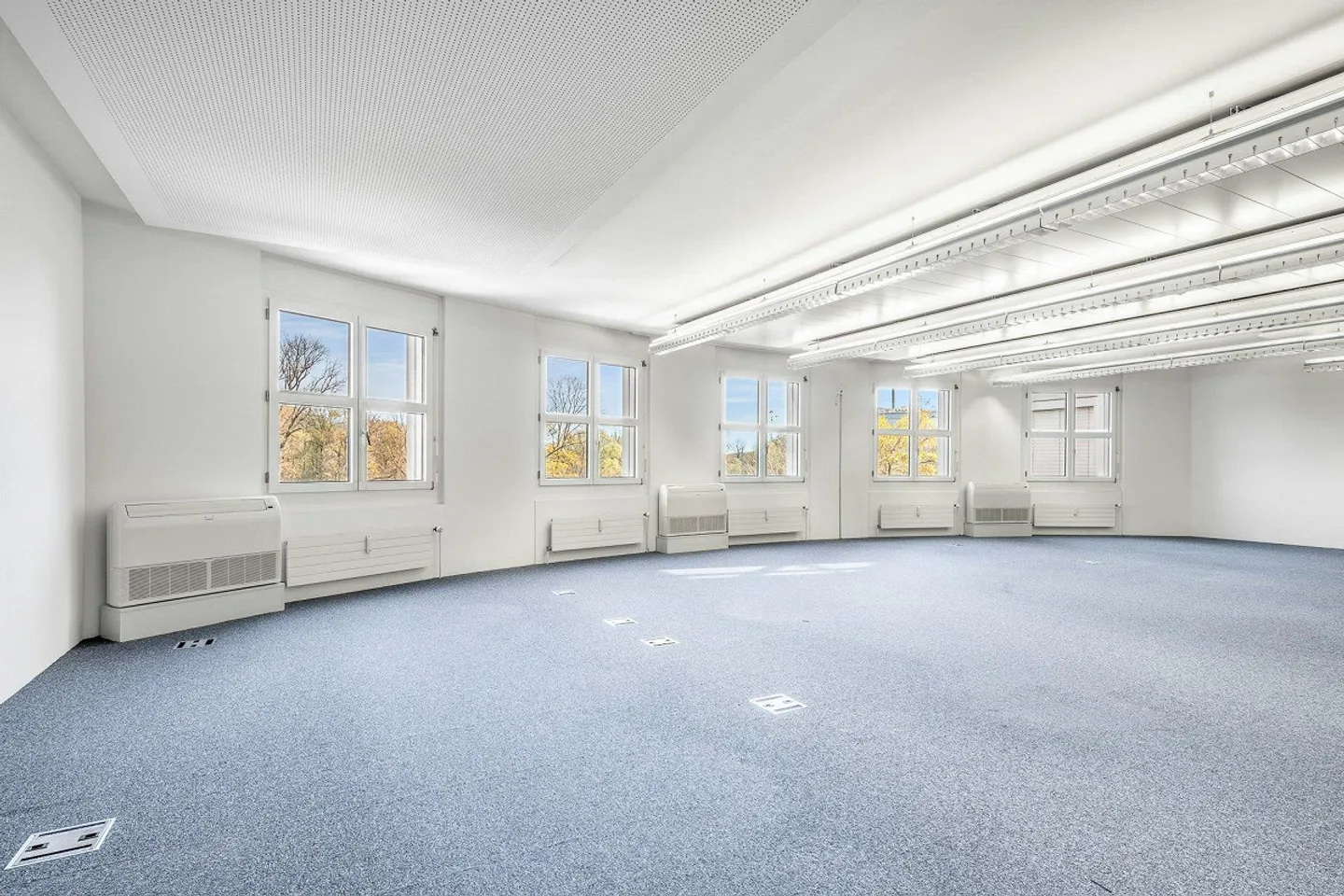 PLAZA | Spazio ufficio ampliato con sale riunioni - Foto 3 di 6