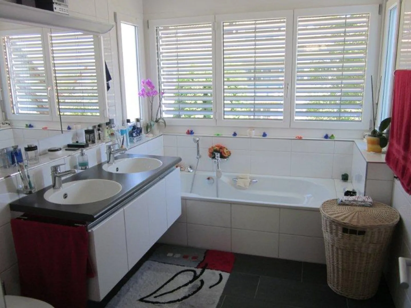 Charmante appartement de 5,5 pièces disponible immédiatement - sensation d'espace - Photo 4 sur 6