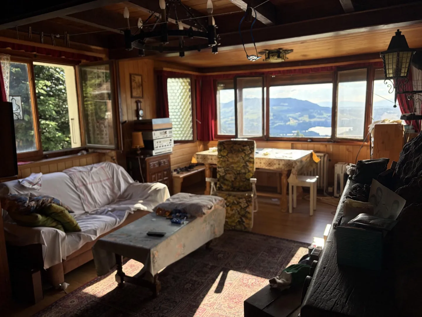 Charmantes Chalet mit Seeblick - Foto 3 von 18