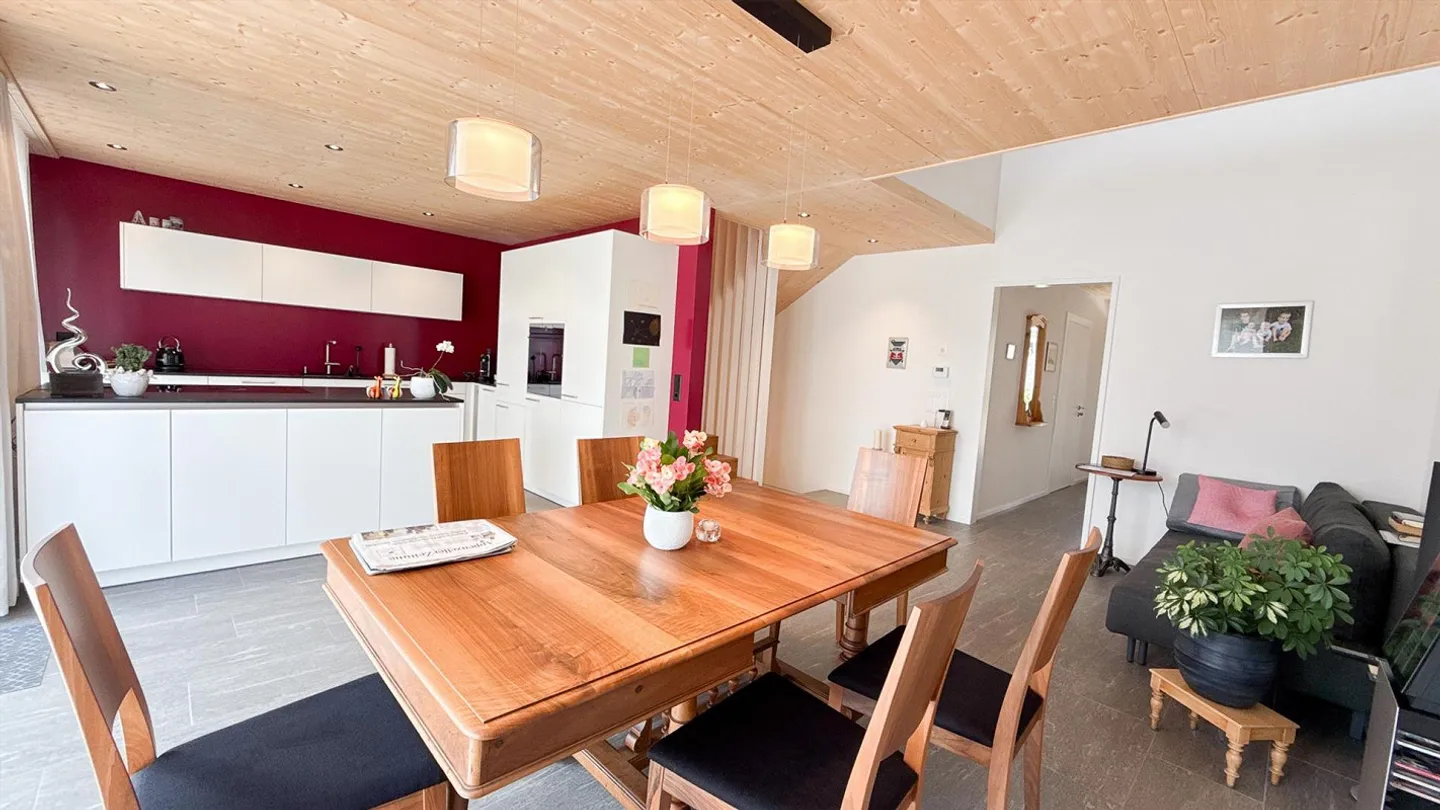 Occasione rara a Heiden – casa familiare soleggiata con fascino - Foto 4 di 17