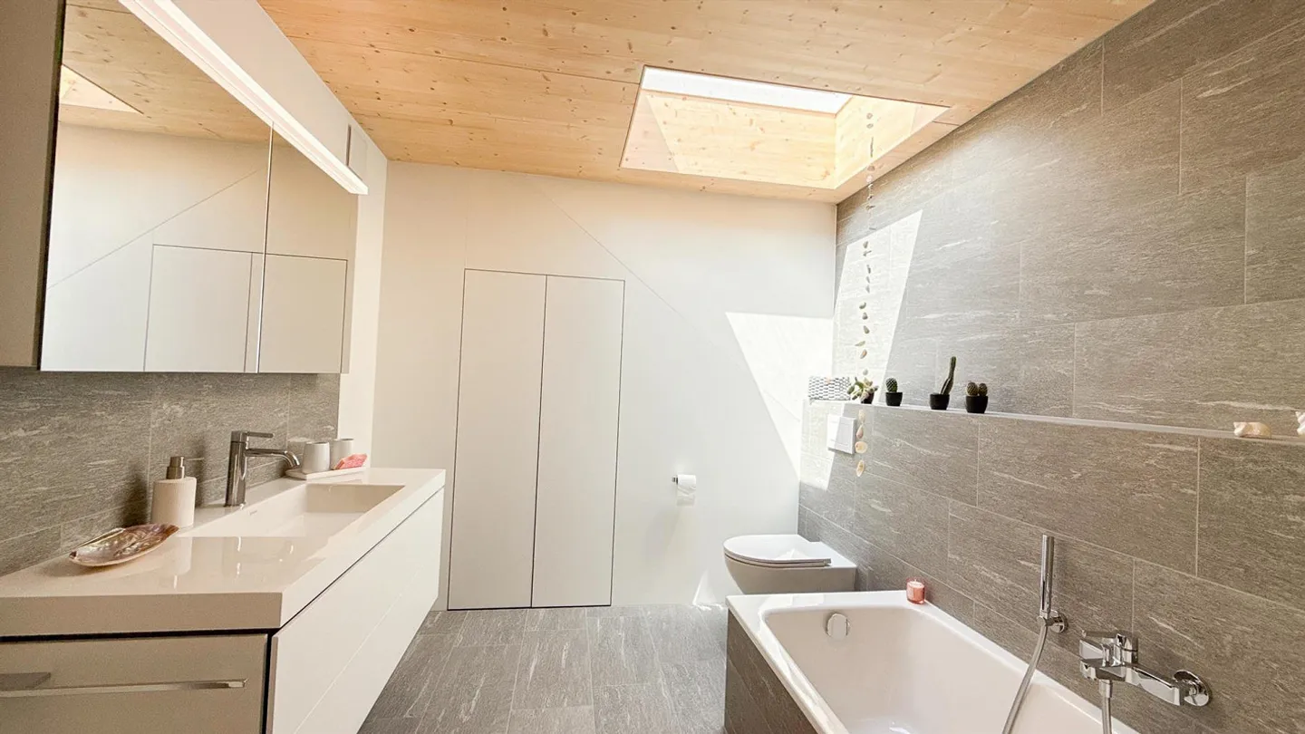 Occasione rara a Heiden – casa familiare soleggiata con fascino - Foto 9 di 17