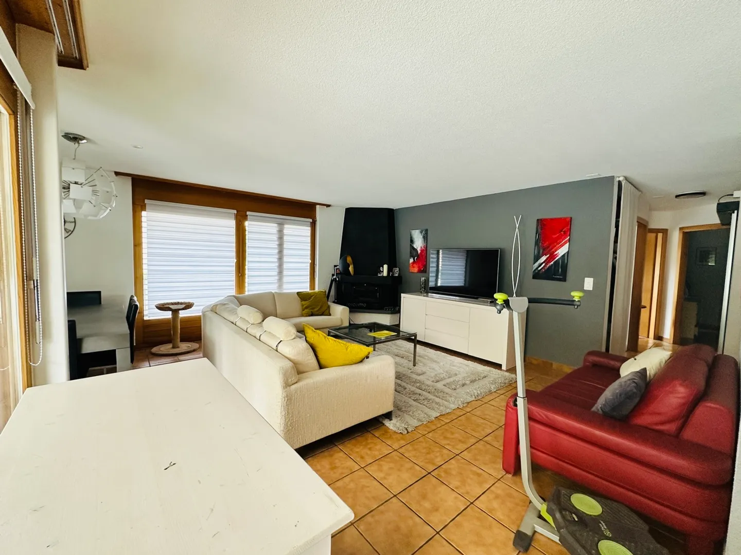 Charming 4.5 rooms in Chermignon d'en bas - Photo 3 of 10