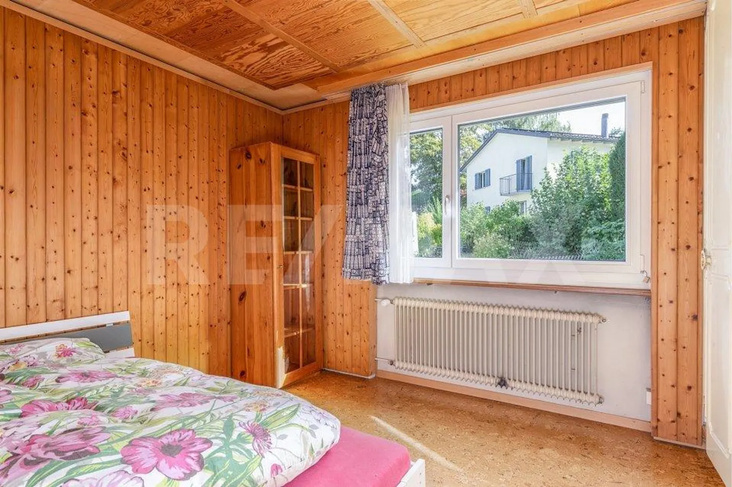 Casa unifamiliare con potenziale in una zona residenziale ambita - Foto 12 di 13