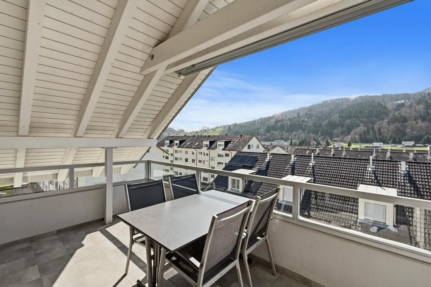 At the very top, on top, at the top!!! (Leasehold) - Photo 3 of 11