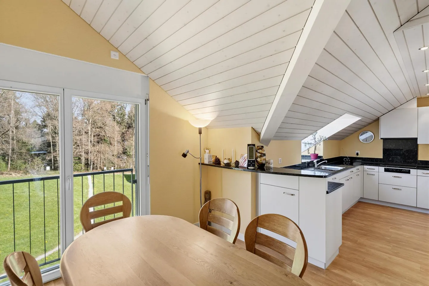At the very top, on top, at the top!!! (Leasehold) - Photo 5 of 11