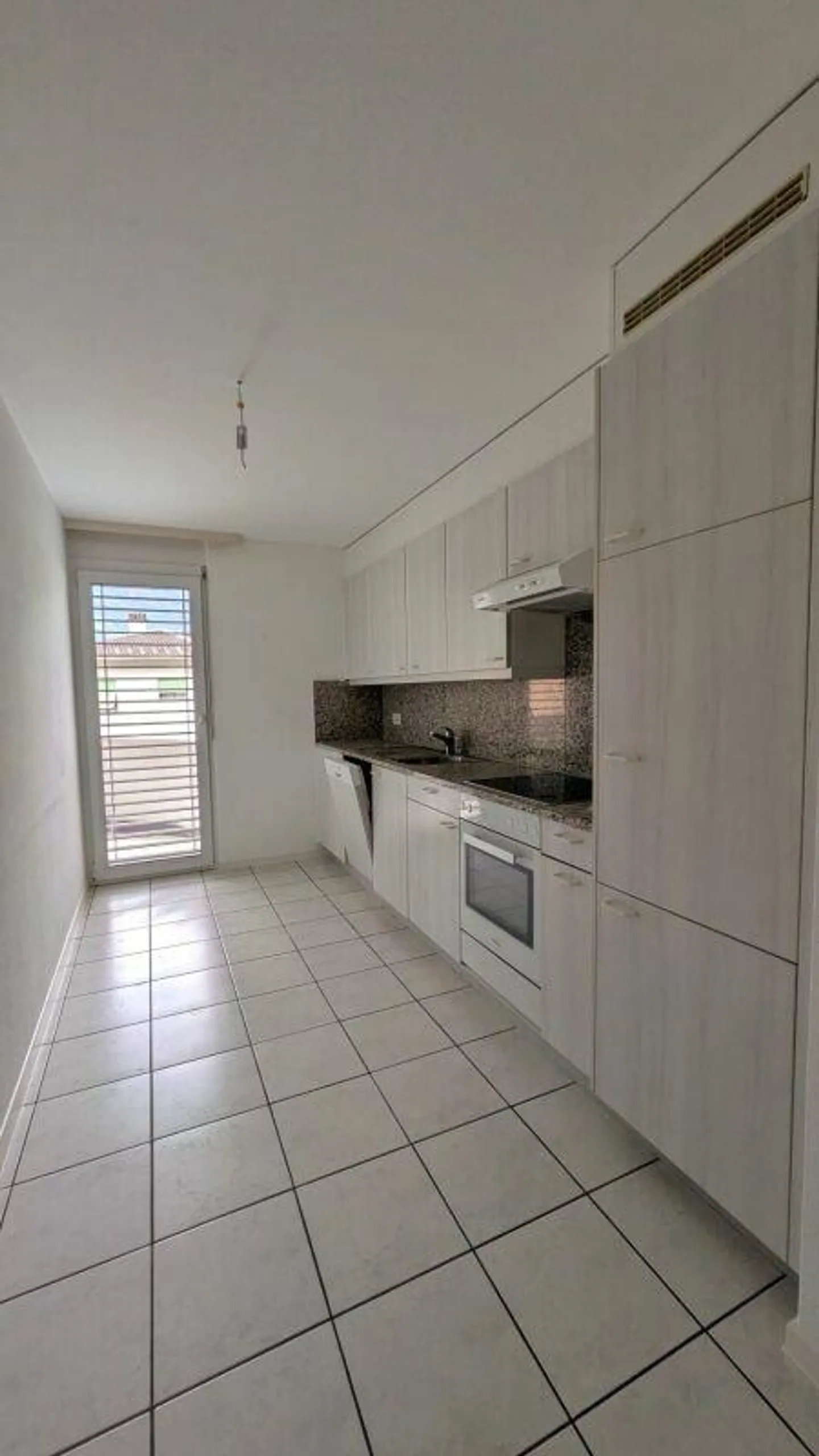 8700, Biasca, Via San Gottardo 38, Wohnung 3808 - Foto 4 von 7