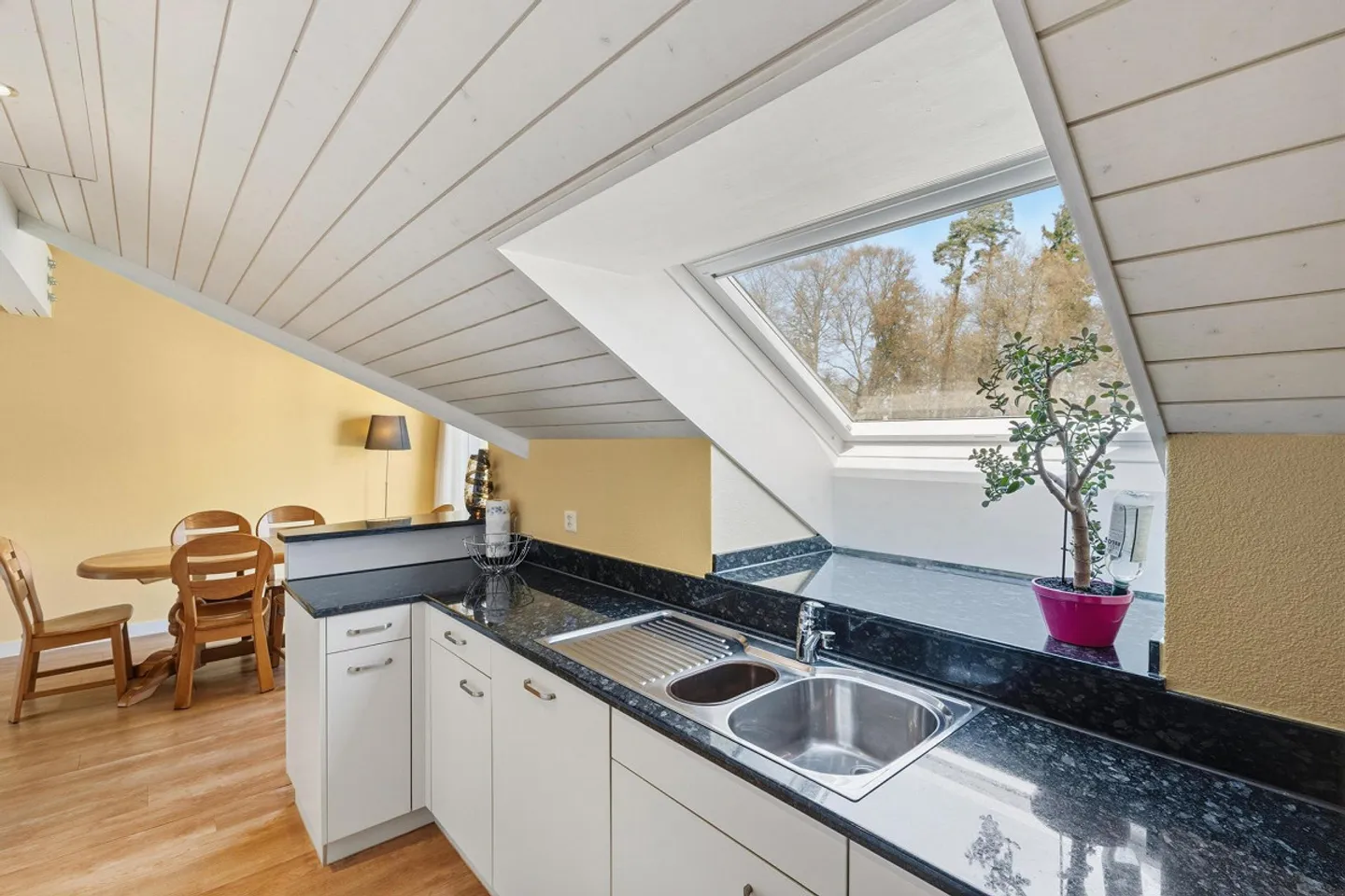 At the very top, on top, at the top!!! (Leasehold) - Photo 7 of 11