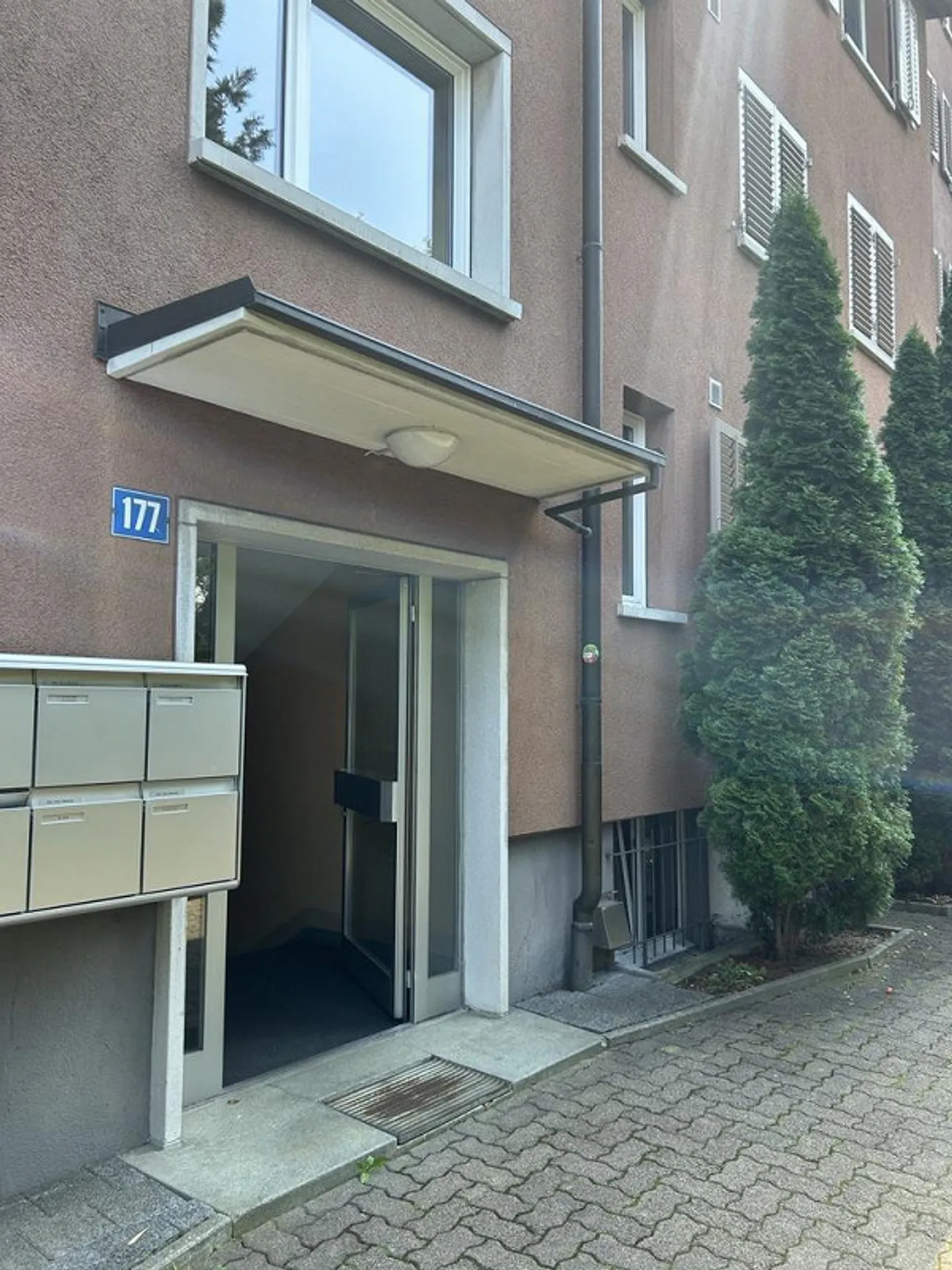 Appartement 1 pièce au rez-de-chaussée - Photo 1 sur 6