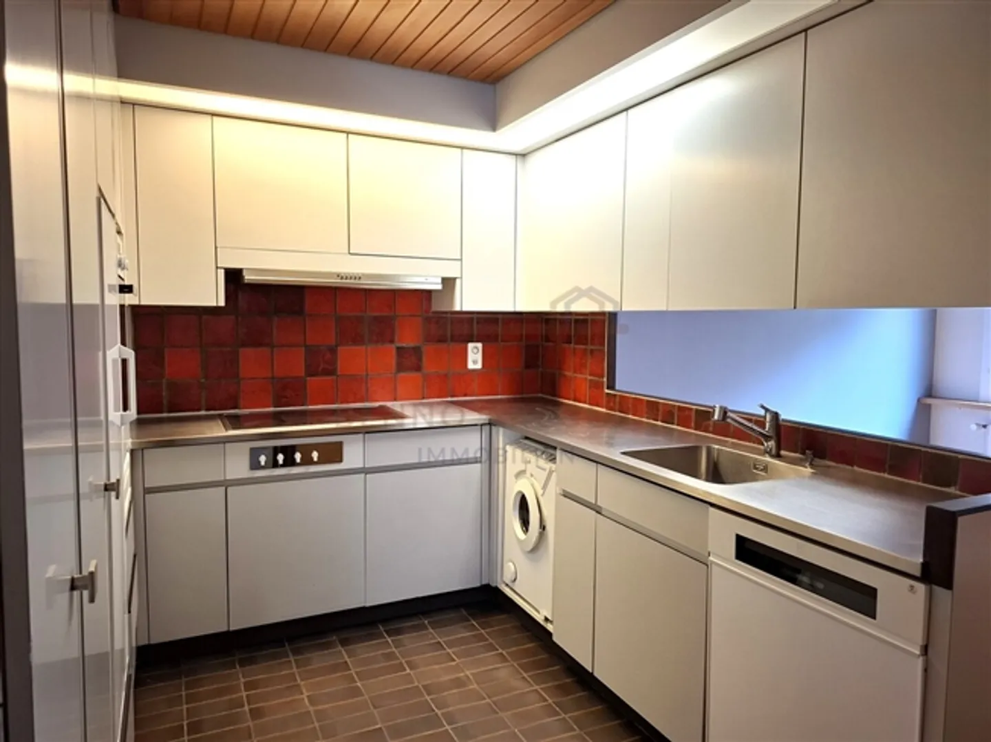 Single-family house with a separate apartment - family-friendly and central - Photo 5 of 12