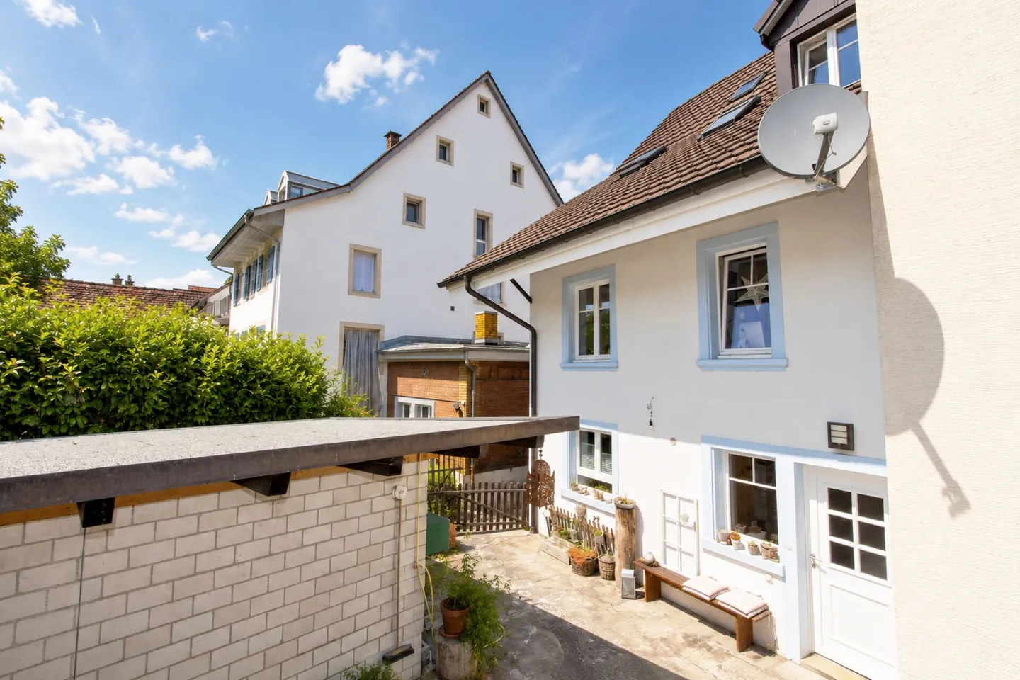 Geräumiges Familienhaus mit Garten - Foto 9 von 13