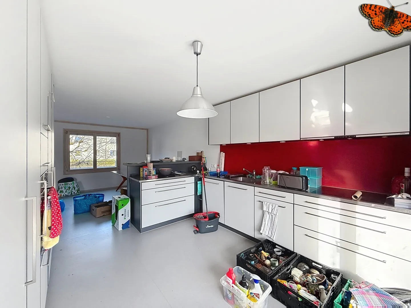 4.5 Room Apartment - Photo 1 of 13