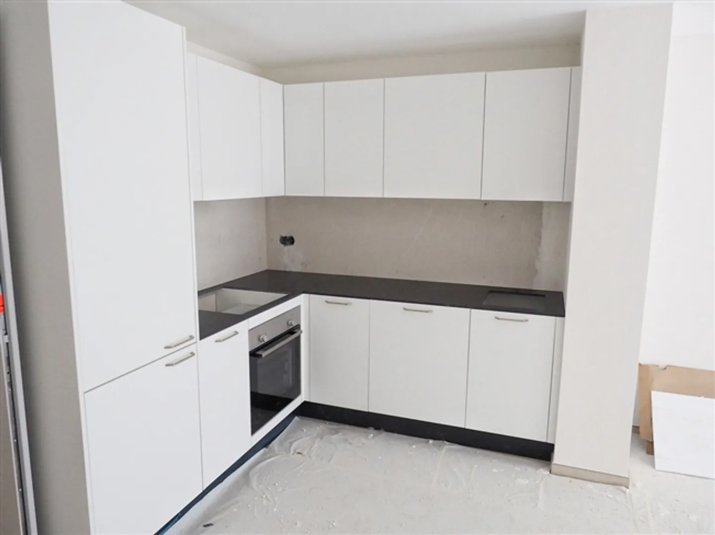 2,5 pièces neuves - Location toute l'année - Photo 3 sur 8