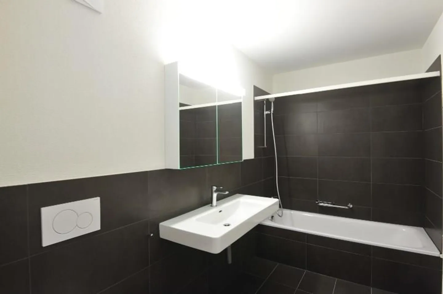 Modernes Apartment in ruhiger Lage - Foto 4 von 6