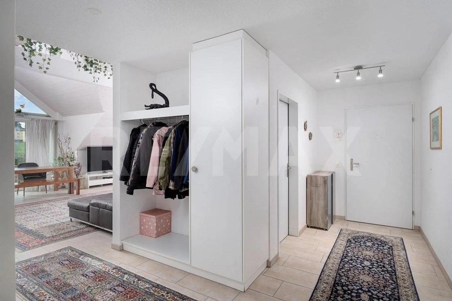 Appartamento da sogno di 5,5 stanze a Würenlos con galleria spaziosa. - Foto 3 di 13