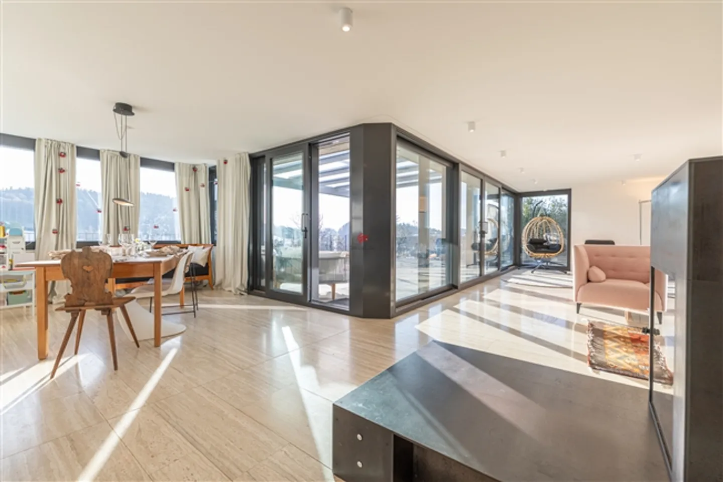 Architectural Heritage over St. Gallen - Photo 10 of 20