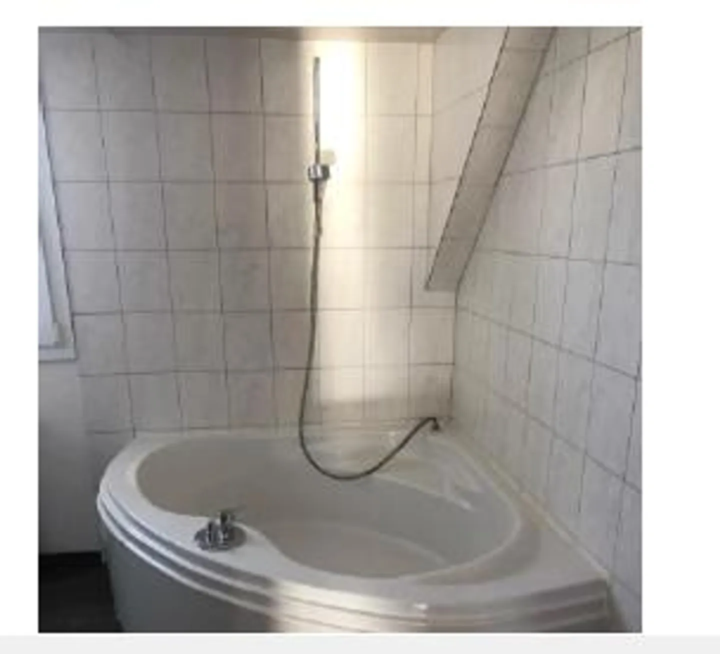 2.5-room attic apartment with gallery - Photo 4 of 8