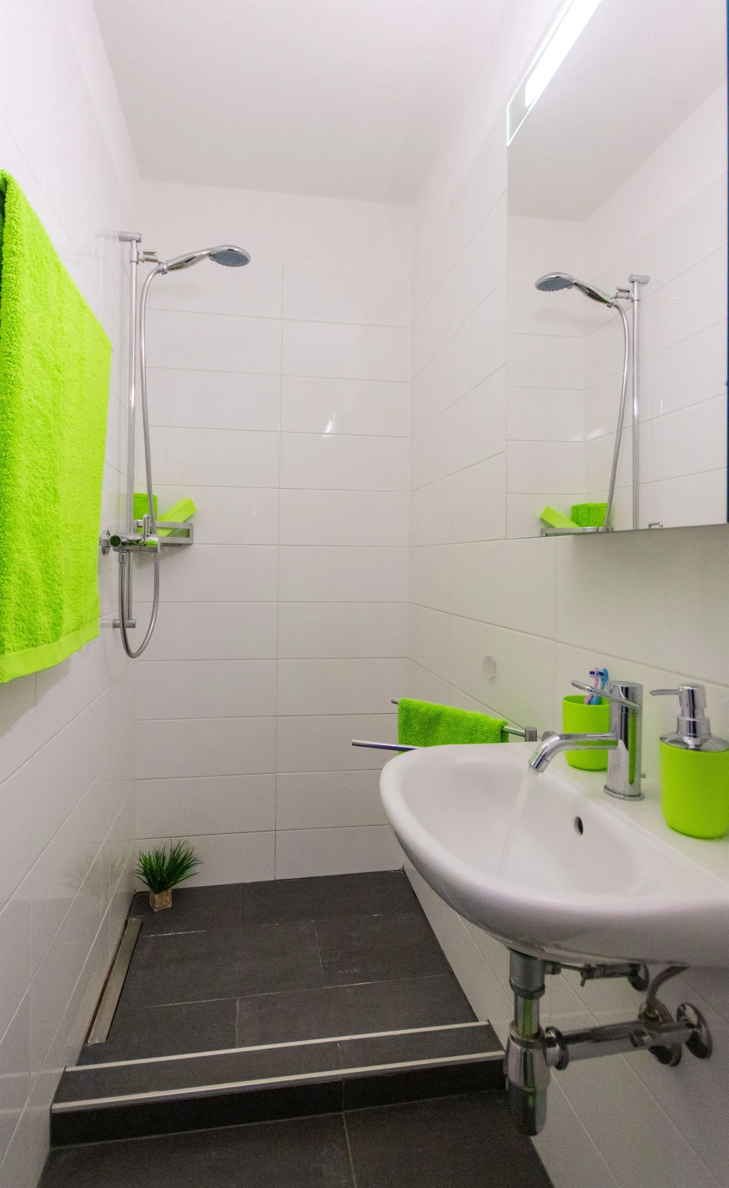 Apartment for rent - Photo 5 of 6