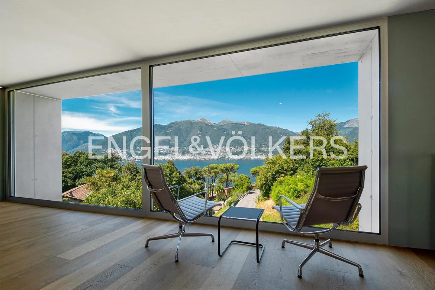 Luxusvilla mit Seeblick - Foto 2 von 14