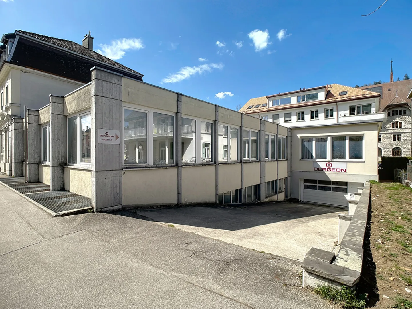 Espaces commerciaux au 1er sous-sol - Photo 1 sur 5