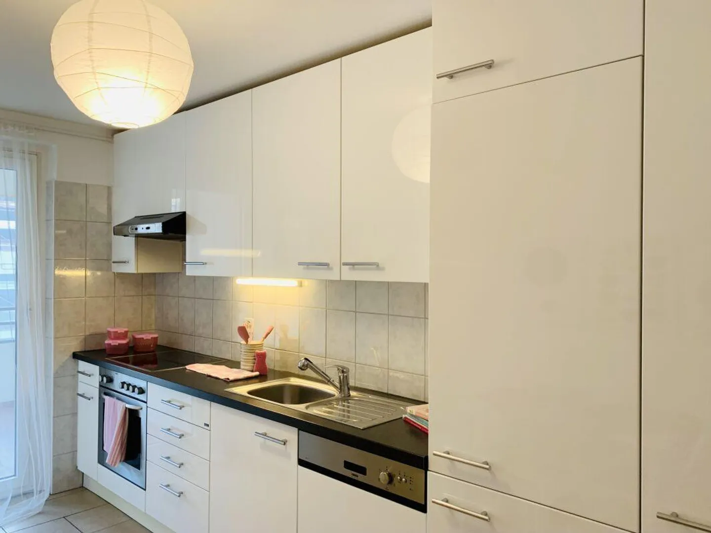 LOCARNO CENTER | 4.5 SUNNY ROOMS - Photo 2 of 4