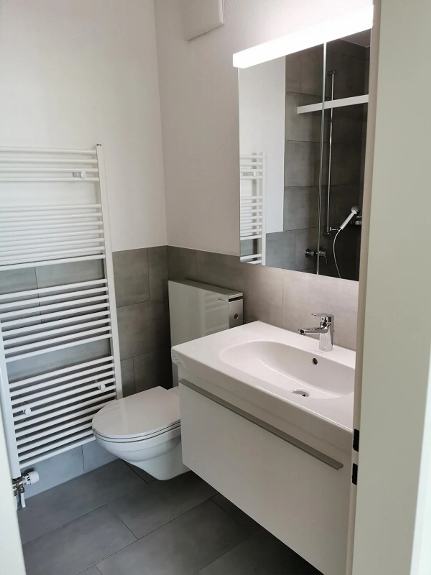 Appartement 2 1/2 pièces Rez-de-chaussée H1-27 - Photo 4 sur 6