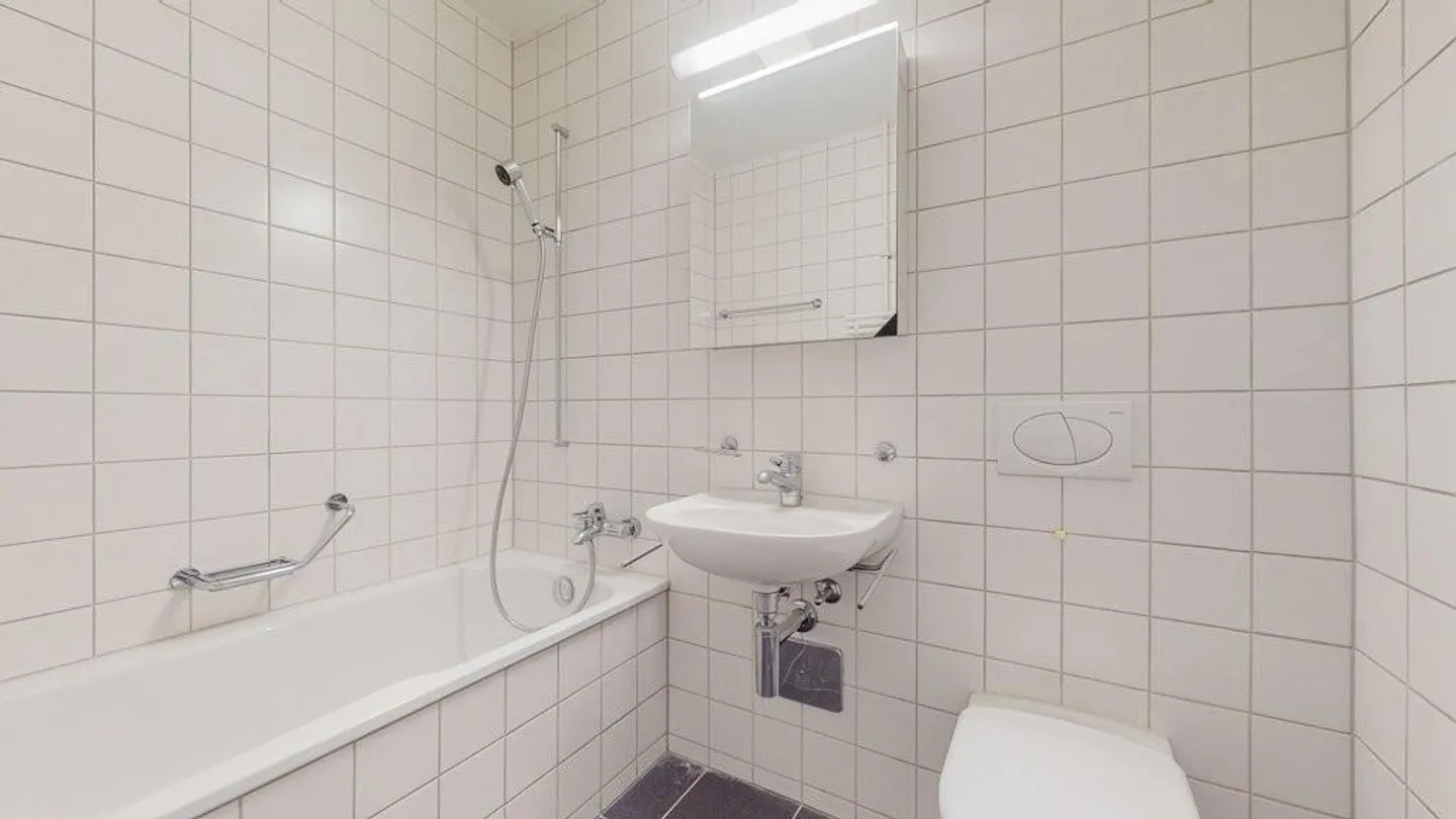 Pace, natura e vicinanza alla città sono perfettamente combinate nella tua nuova casa! - Foto 5 di 12