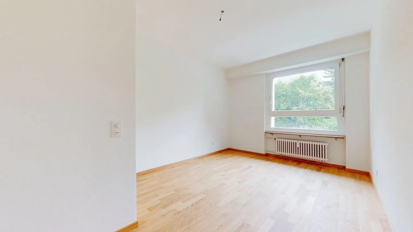 Pace, natura e vicinanza alla città sono perfettamente combinate nella tua nuova casa! - Foto 8 di 12
