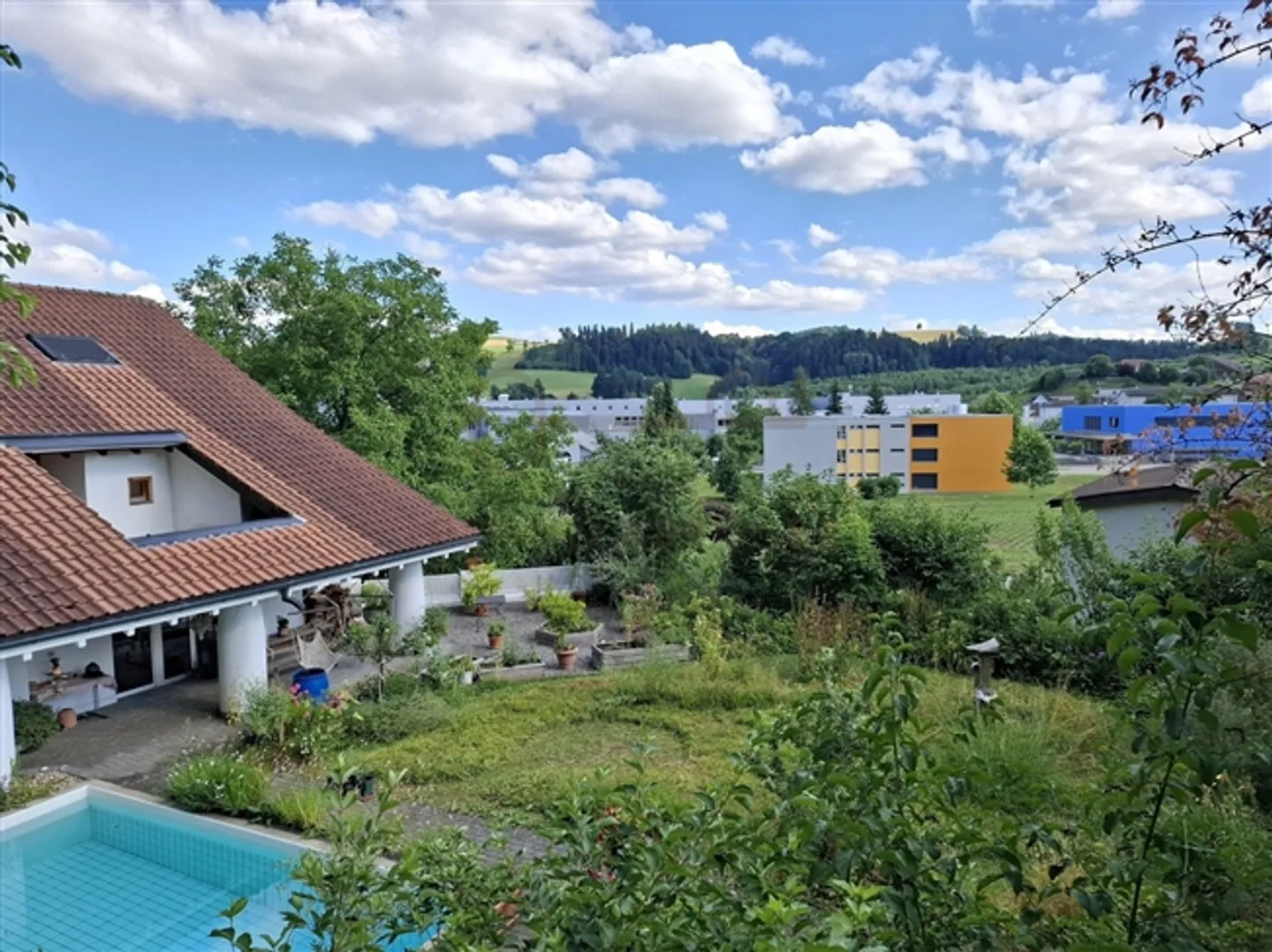 Vivre avec cœur et caractère – Maison individuelle avec espace commercial - Photo 11 sur 14