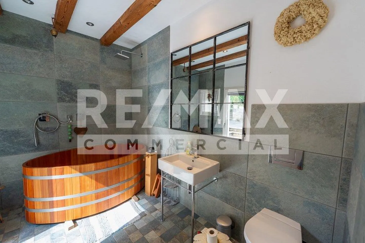 Prix Négociable : Complexe Bâtiment Spacieux avec de Nombreuses Opportunités - Photo 6 sur 13