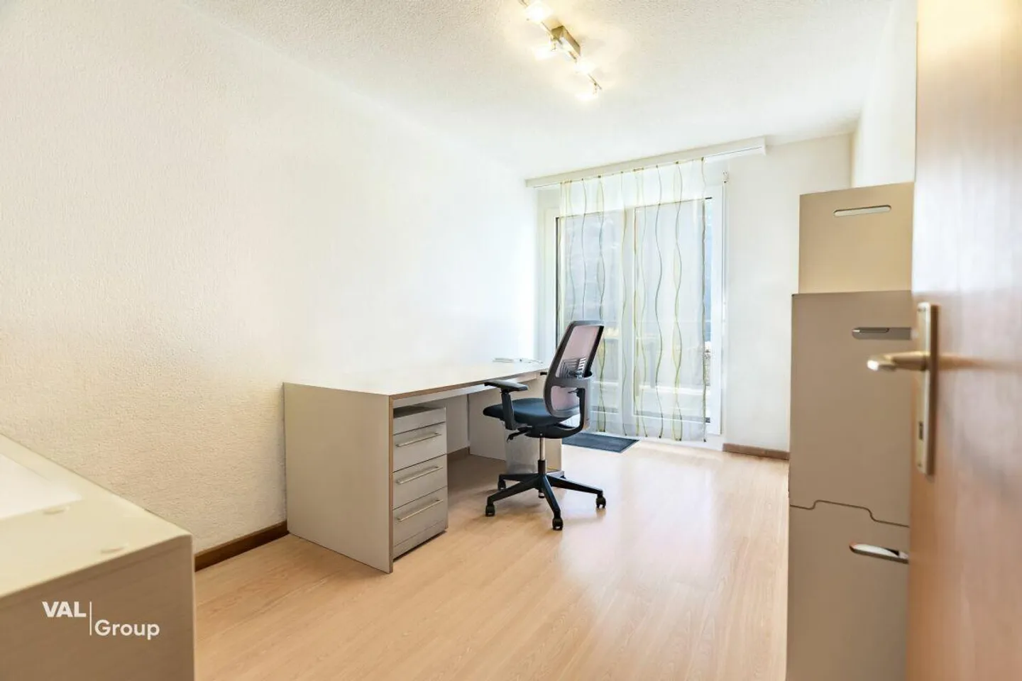 Appartamento spazioso con terrazza - Foto 15 di 23