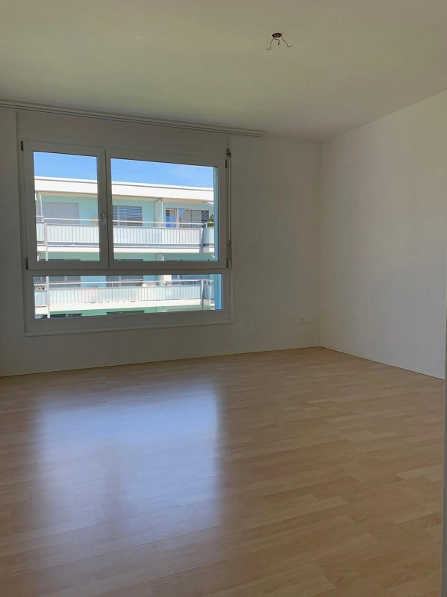Vie urbaine au Rietbach - Appartement moderne de 3,5 pièces avec balcon - Photo 7 sur 11