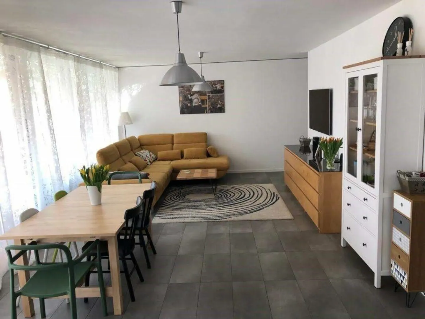 Wohnung 3.5 Zimmer mit Terrasse - Foto 1 von 9